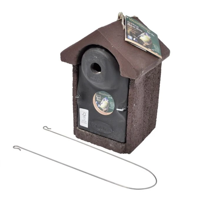 WoodStone® Salamanca 28mm Nest Box WoodStone® Salamanca 28mm Nest Box -Bird Supply Store 90742